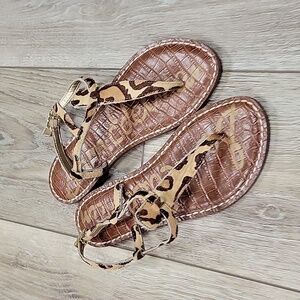 Sam Edelman Size 4 1/2 Gigi Leopard Print Calf Hair Thong Sandals